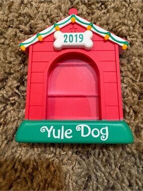 Hallmark Yule Dog Red and Green 2019 Doghouse Ornament